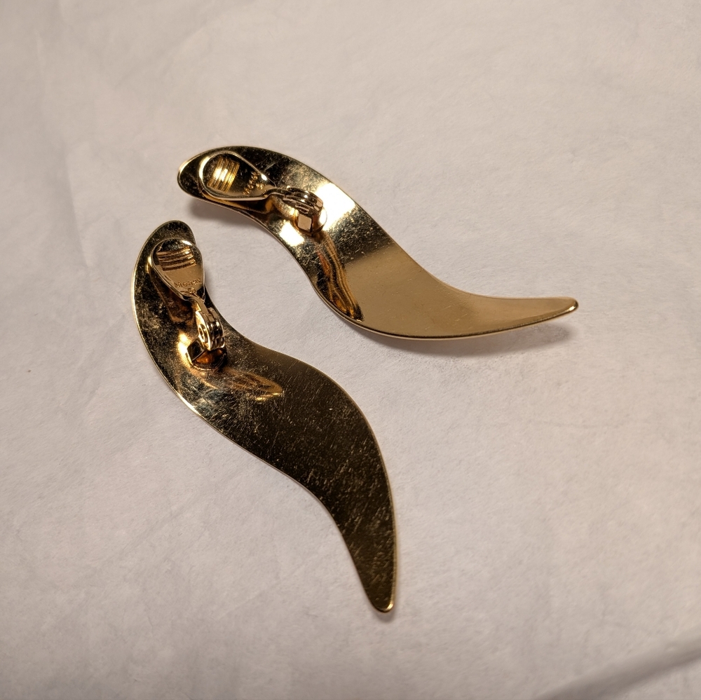 Vintage Monet Clip On Earrings